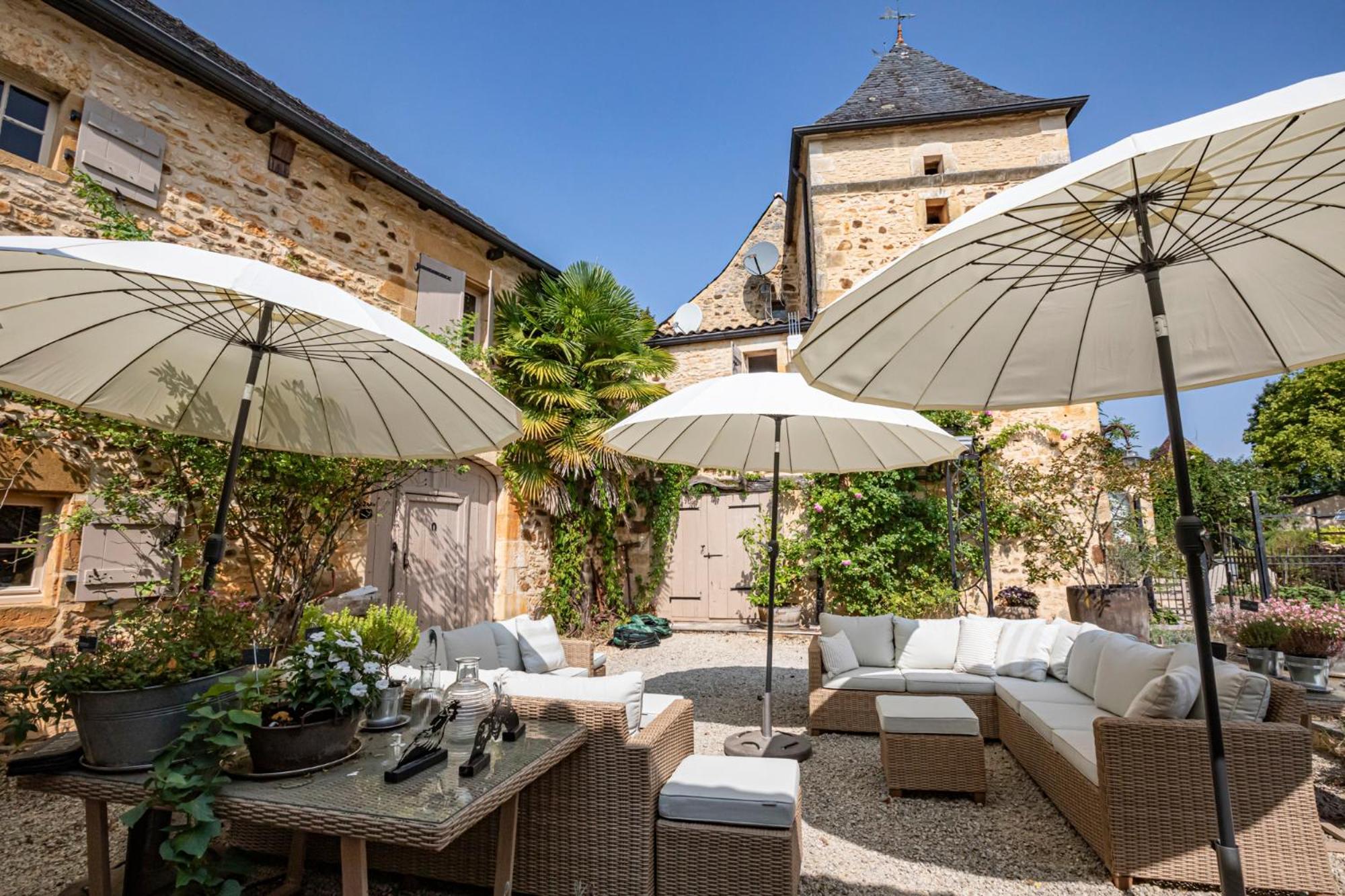 Bed and Breakfast Lo Petit Cretsou Simeyrols Exterior foto