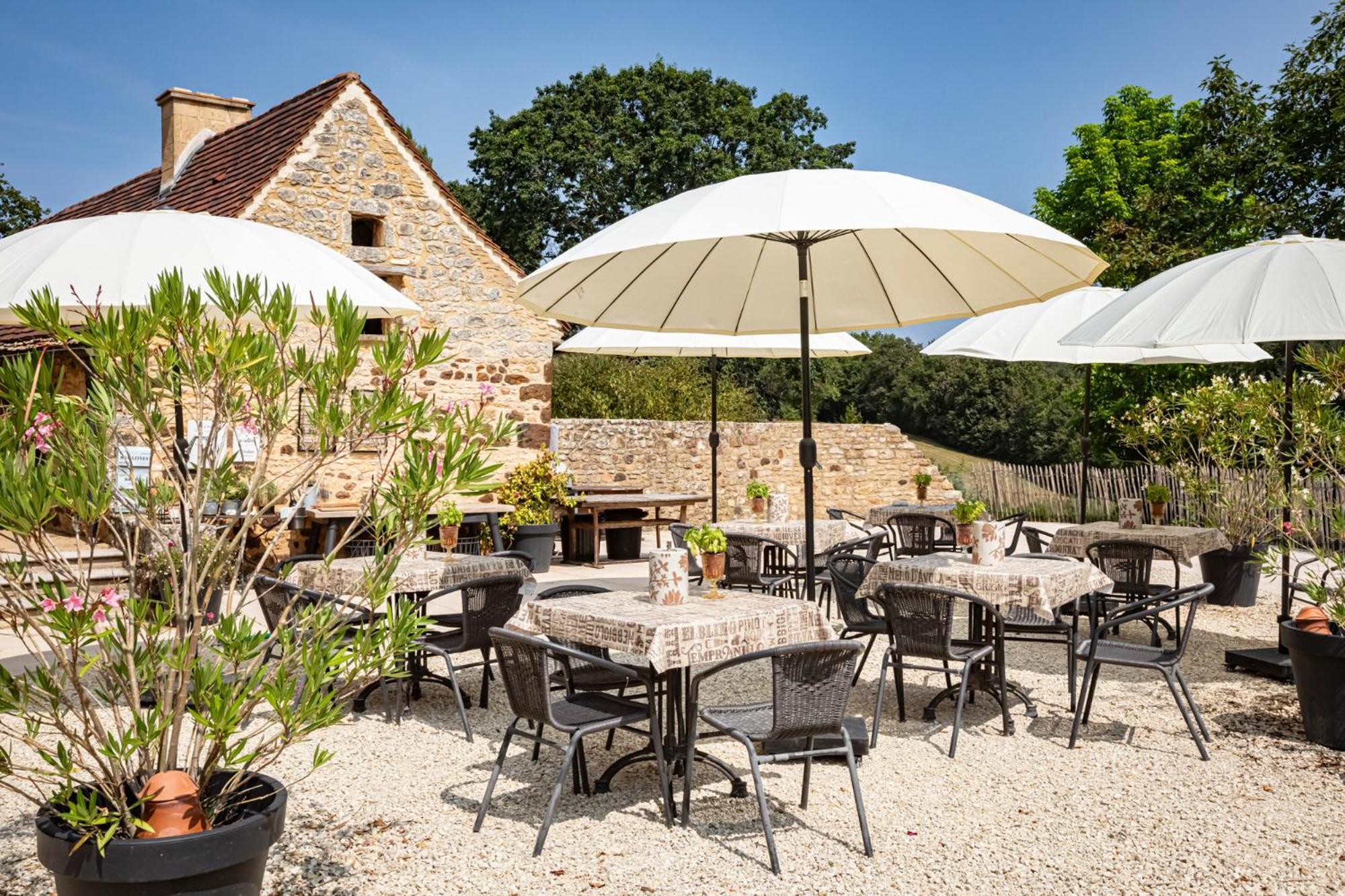 Bed and Breakfast Lo Petit Cretsou Simeyrols Exterior foto