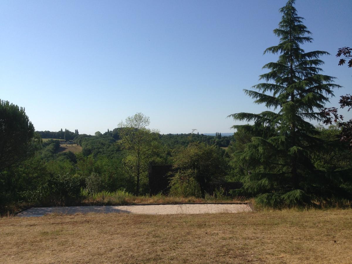 Bed and Breakfast Lo Petit Cretsou Simeyrols Exterior foto